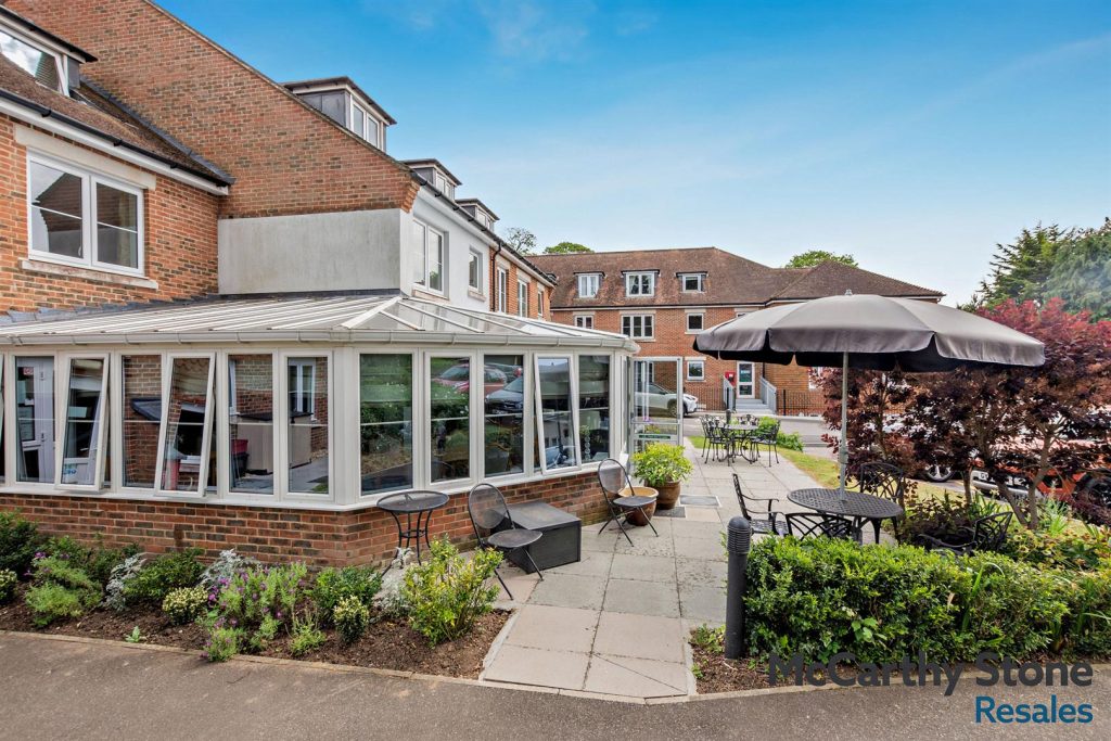 Portman Court, Grange Road, Uckfield, East Sussex, TN22 1FD