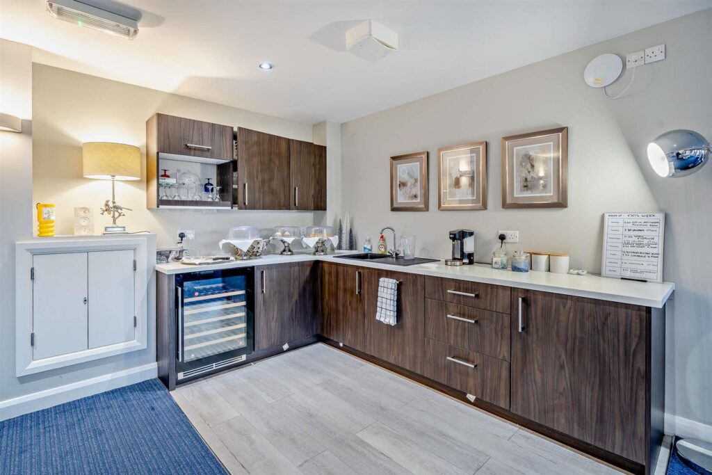142 Greaves Road, Lancaster