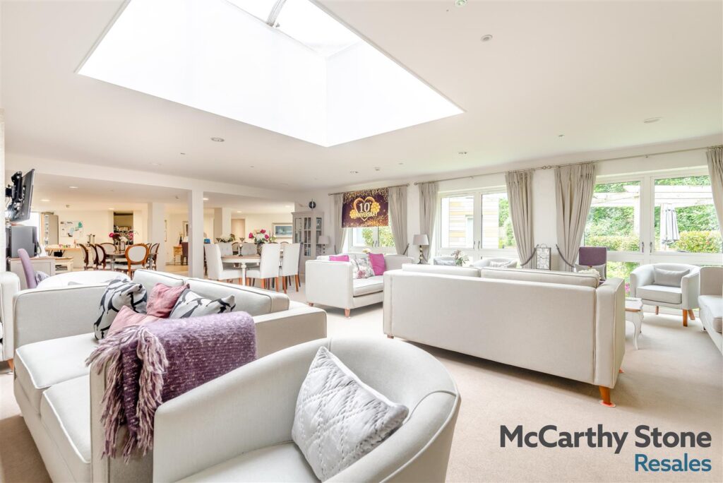 Sanderson Court, Park Road, Hagley