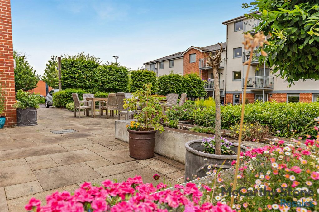 Lady Susan Court, New Road, Basingstoke