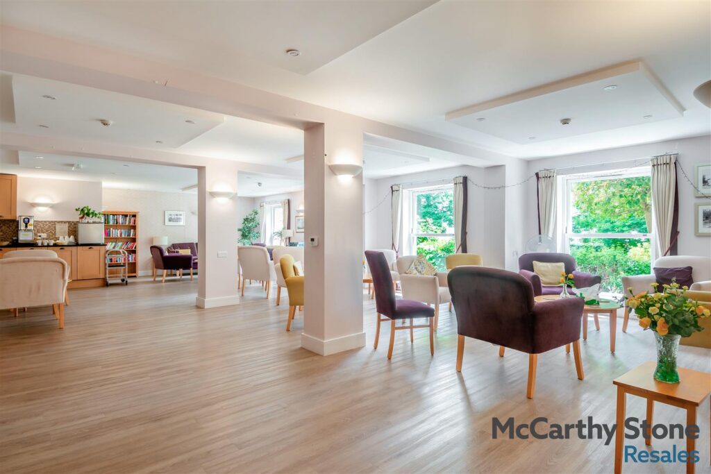 Peel Court, College Way, Welwyn Garden City, Hertfordshire, AL8 6DG