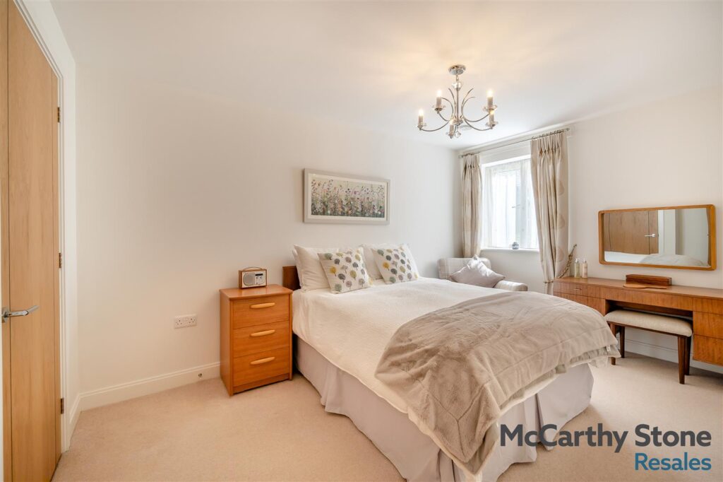 Keatley Place, Hospital Road, Moreton-in-Marsh. GL56 0DQ