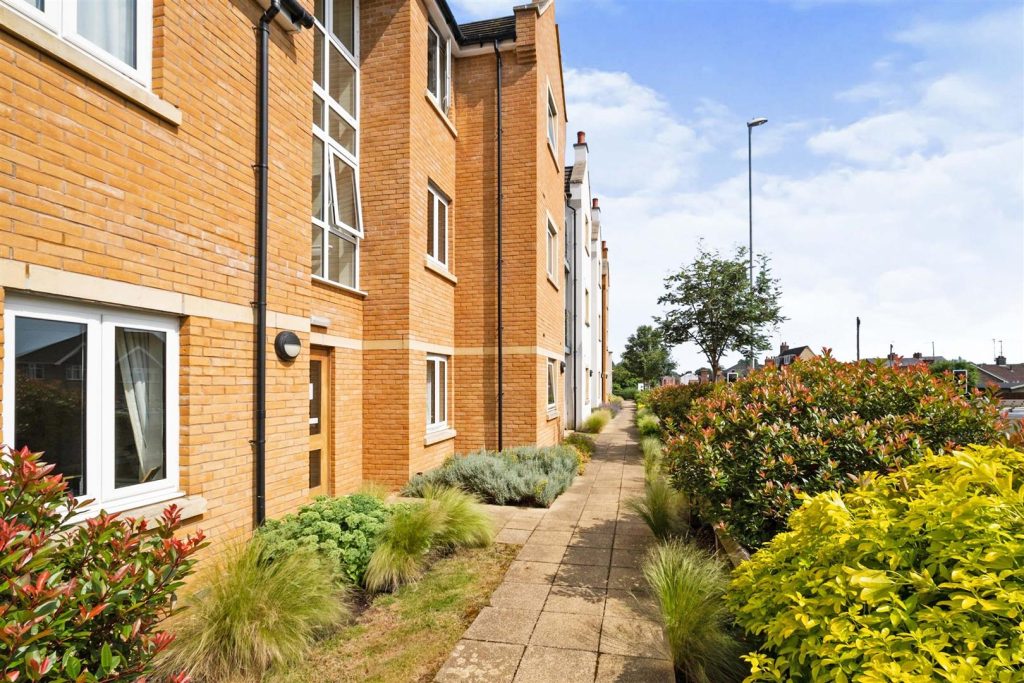 Wardington Court, Welford Road, Northampton,