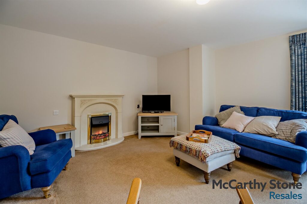 Clarkson Court, Ipswich Road, Woodbridge, Suffolk, IP12 4BF