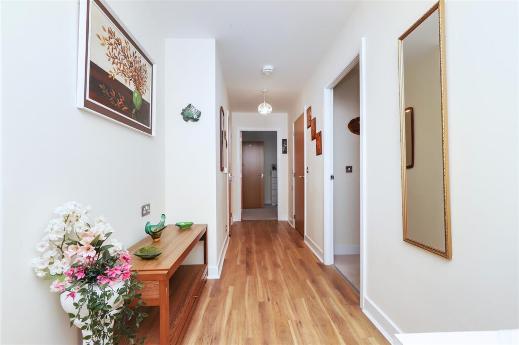 Greenwood Grove East, Stewarton Road, Newton Mearns