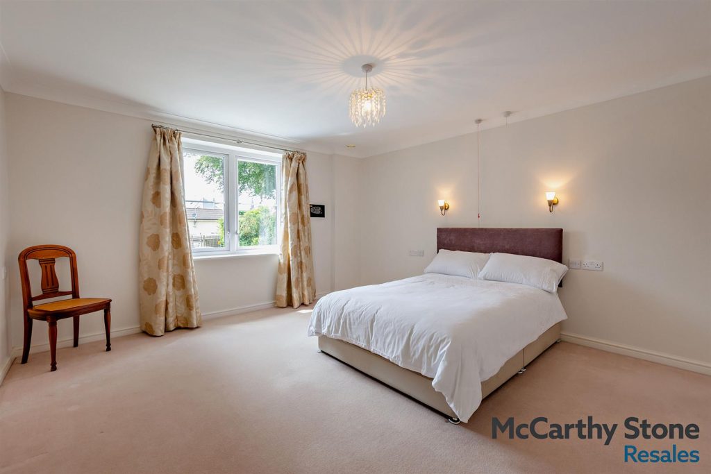 Portman Court, Grange Road, Uckfield, East Sussex, TN22 1FD