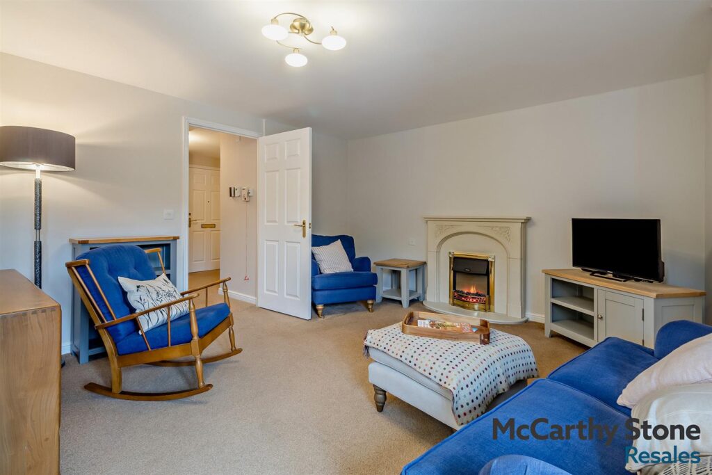 Clarkson Court, Ipswich Road, Woodbridge, Suffolk, IP12 4BF