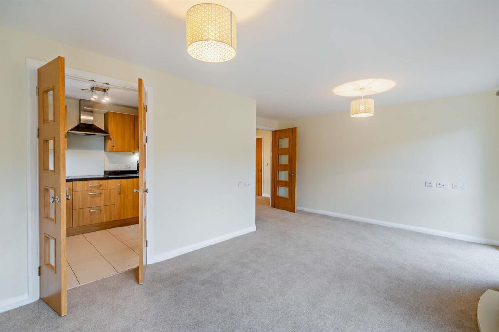 142 Greaves Road, Lancaster