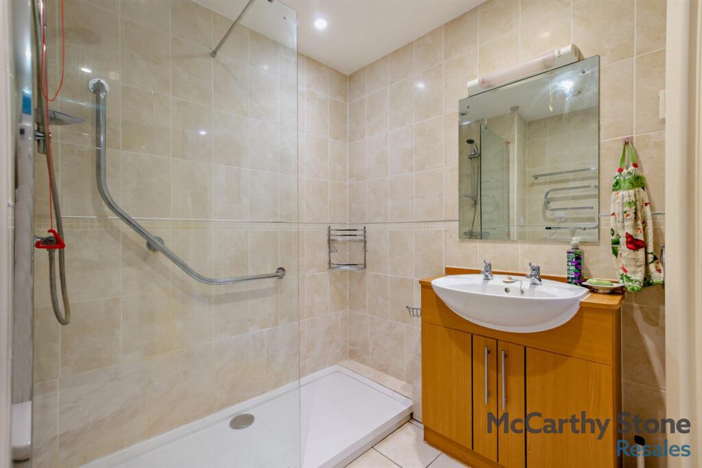 Ridgeway Court, Mutton Hall Hill, Heathfield, East Sussex, TN21 8NB