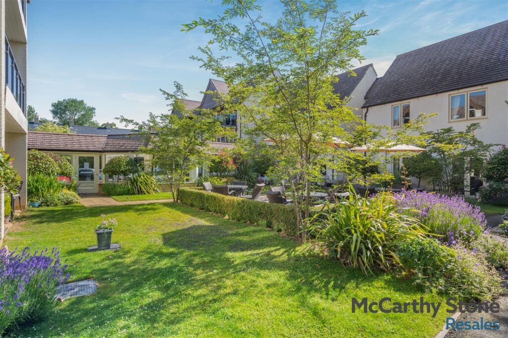 Keatley Place, Hospital Road, Moreton-in-Marsh. GL56 0DQ
