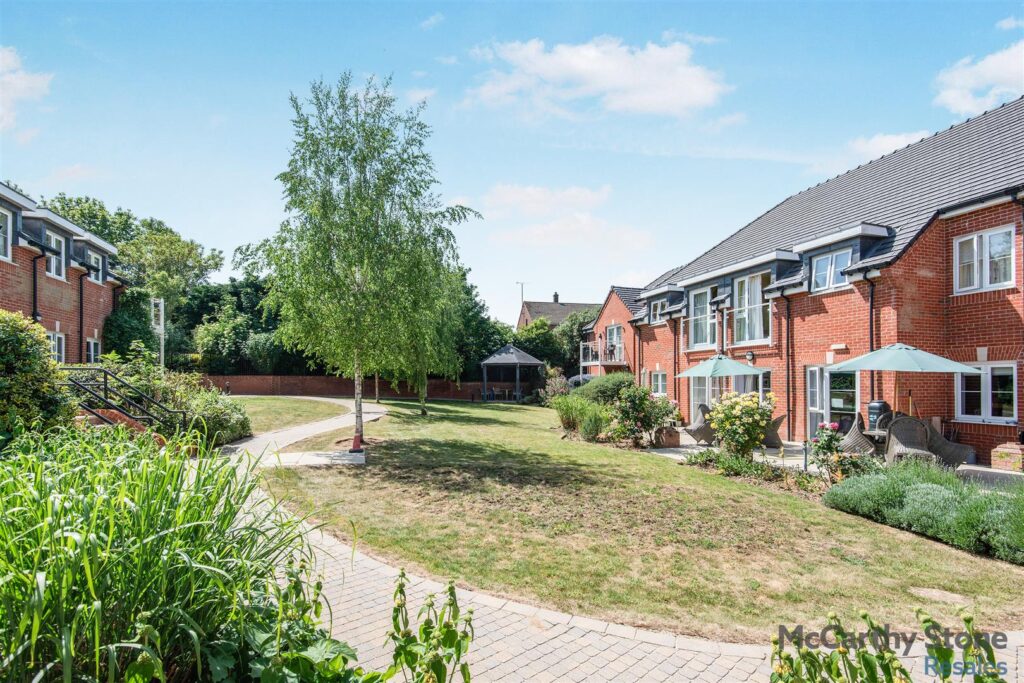 Park House, Old Park Road, Hitchin