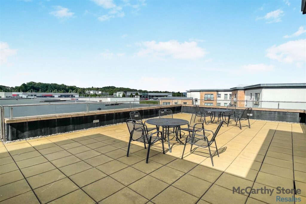 Greenwood Grove East, Stewarton Road, Newton Mearns