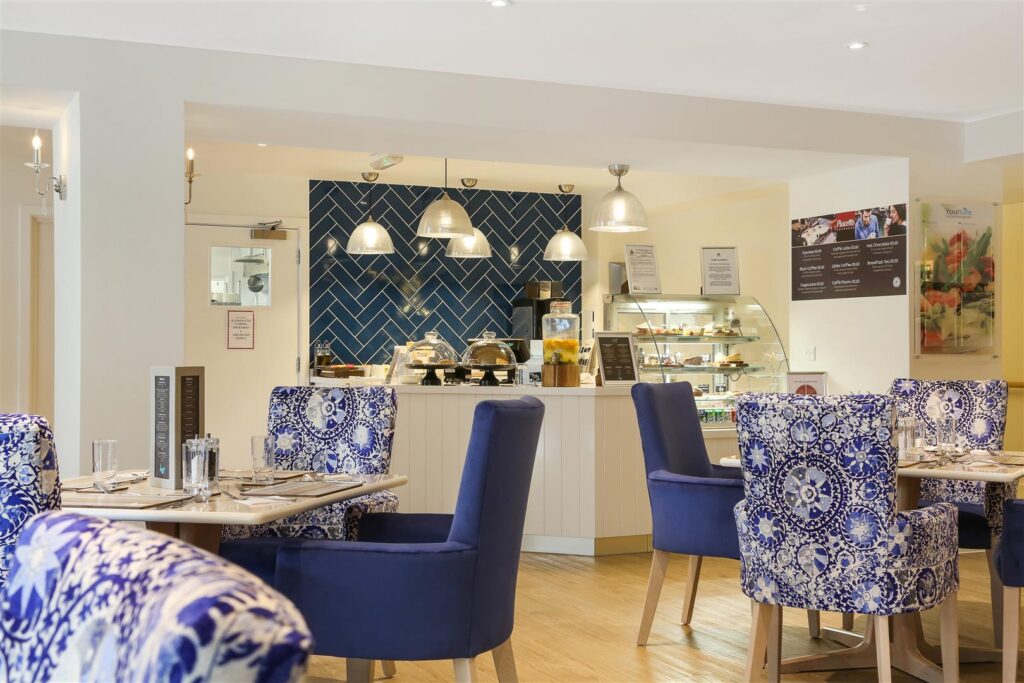 London Road, Guildford, GU1 1FF