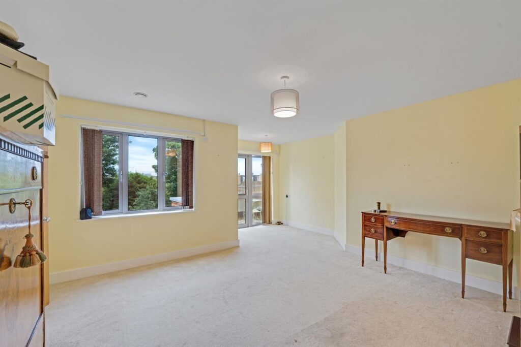 Kingston Road, Raynes Park, London, SW20 8DA