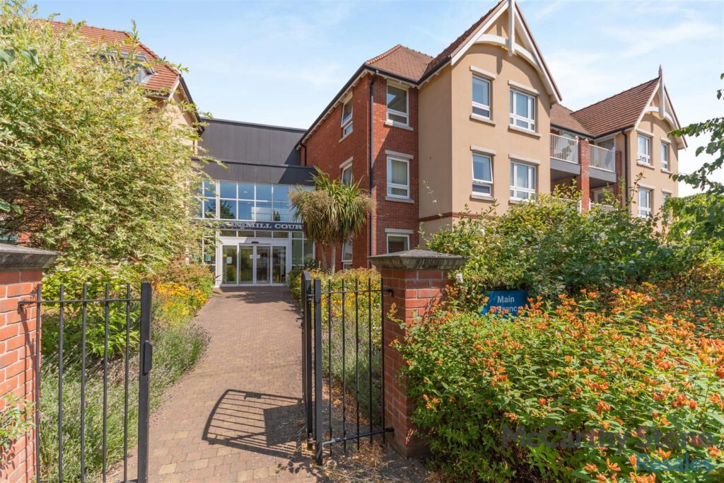 Horton Mill Court, Hanbury Road, Droitwich, WR9 8GD
