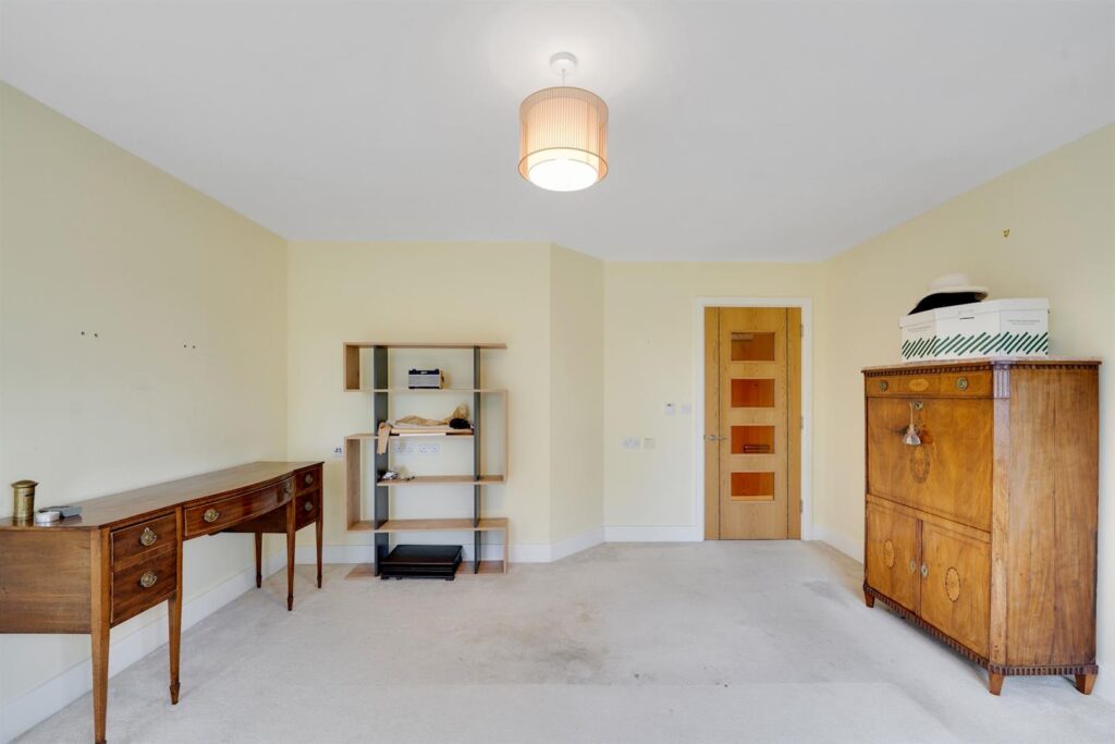 Kingston Road, Raynes Park, London, SW20 8DA