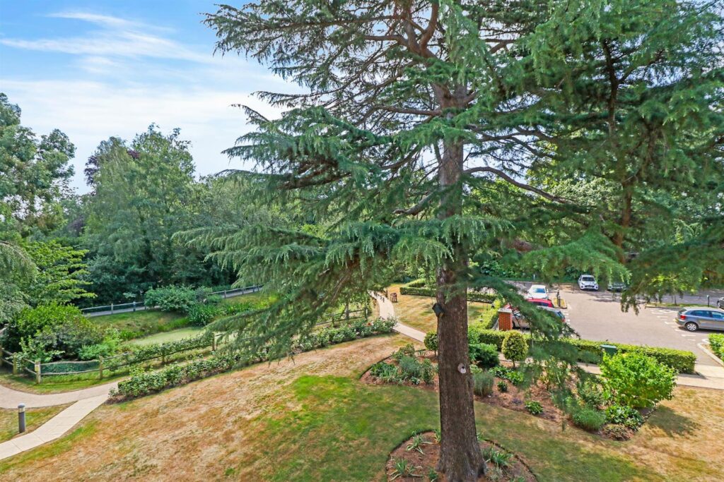 Faulkner House, Chislehurst, BR7 6FA