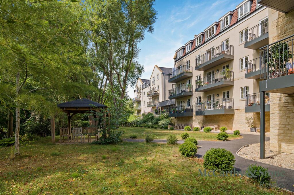 Lambrook Court, Gloucester Road, Larkhall, Bath