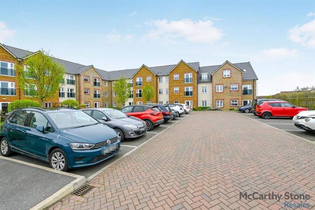 Eastland Grange, 16 Valentine Road, Hunstanton, Norfolk, PE36 5FA