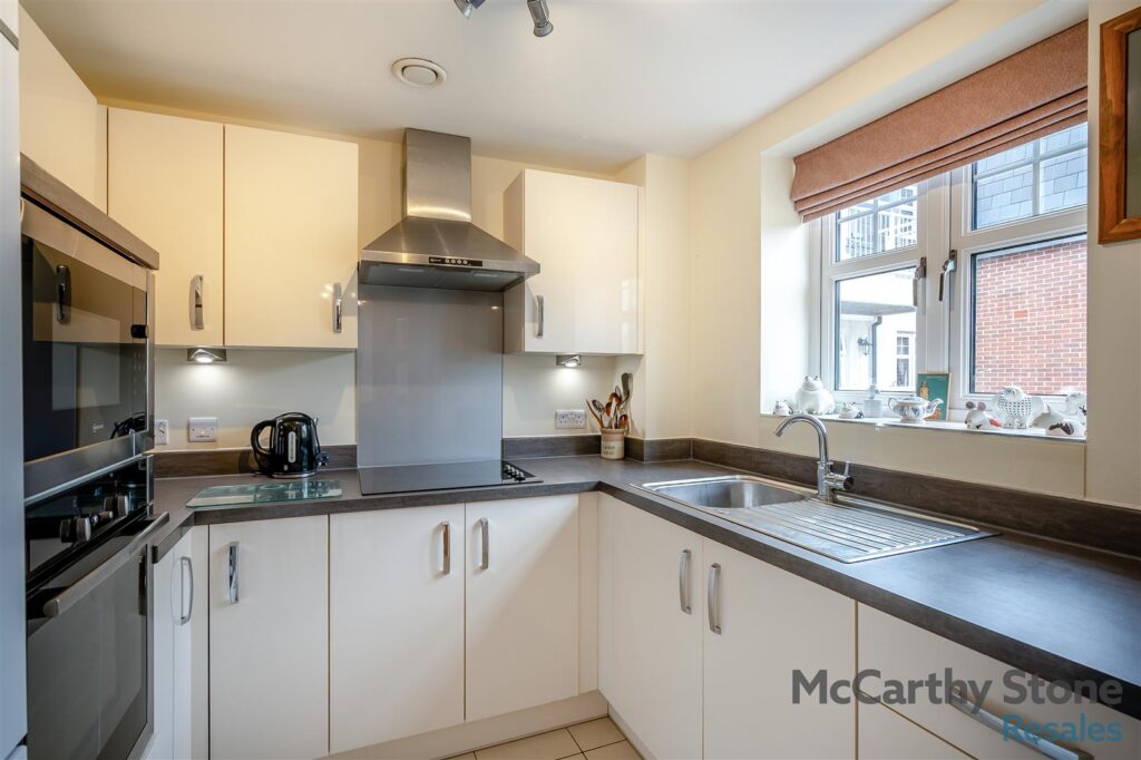 Brueton Place, 218 – 220 Blossomfield Road, Solihull, West Midlands, B91 1PT