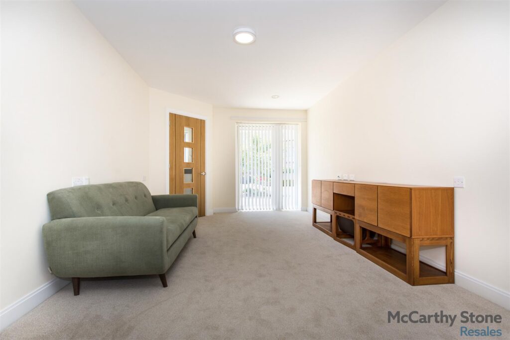 Roslyn Court, Lisle Lane, Ely, Cambridgeshire, CB7 4FA
