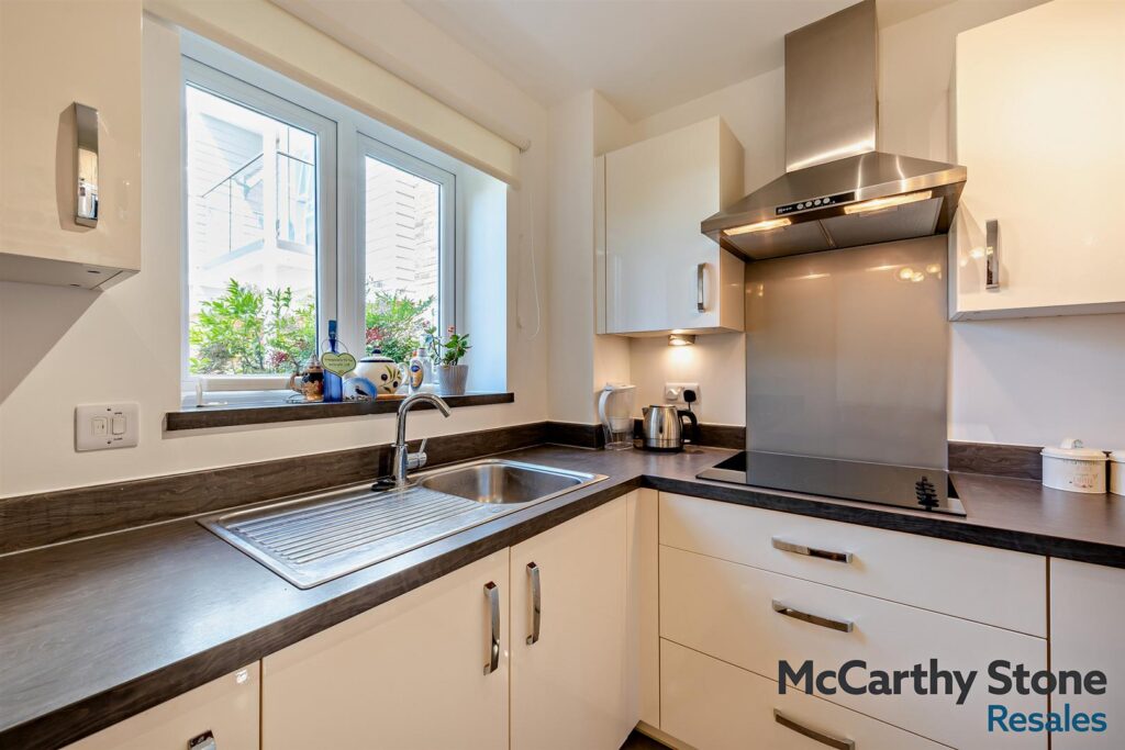 Oak Tree Court, Smallhythe Road, Tenterden, Kent, TN30 7EQ