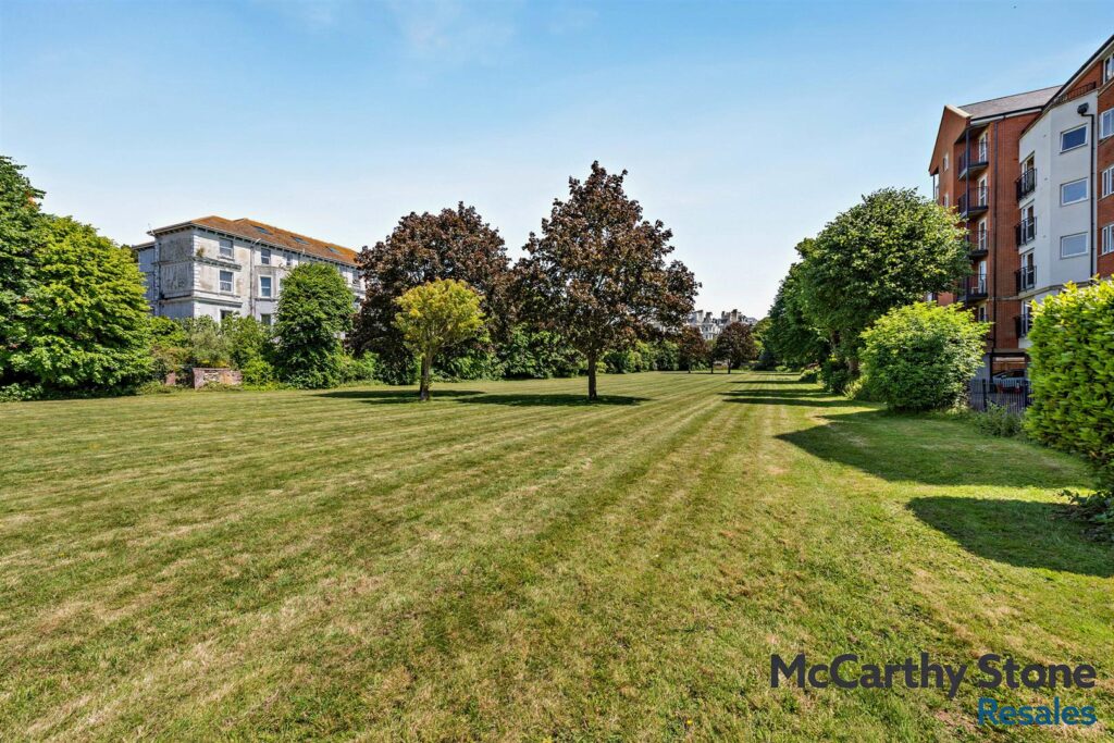 Martello Court, Jevington Gardens, Eastbourne, East Sussex, BN21 4SD