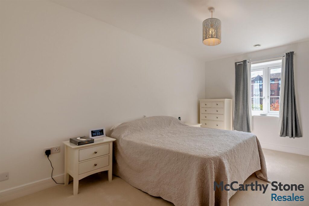 Clarence Court, Clarence Road, Horsham, West Sussex, RH13 5TS