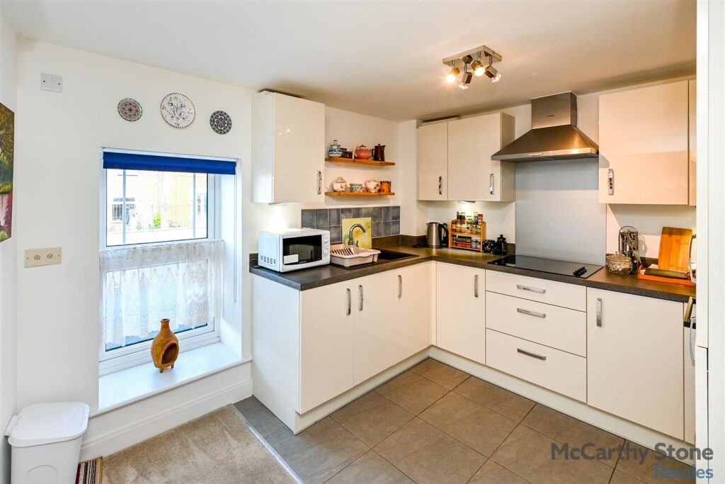 Eastland Grange, 16 Valentine Road, Hunstanton, Norfolk, PE36 5FA