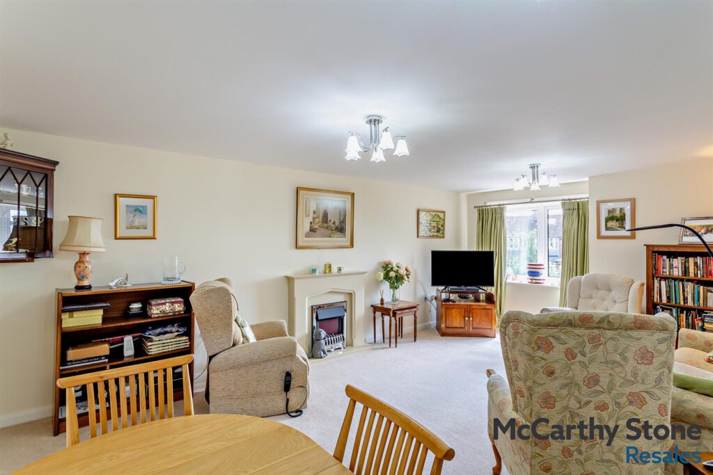 Smithson Court, Top Lane, Copmanthorpe, York, YO23 3AA