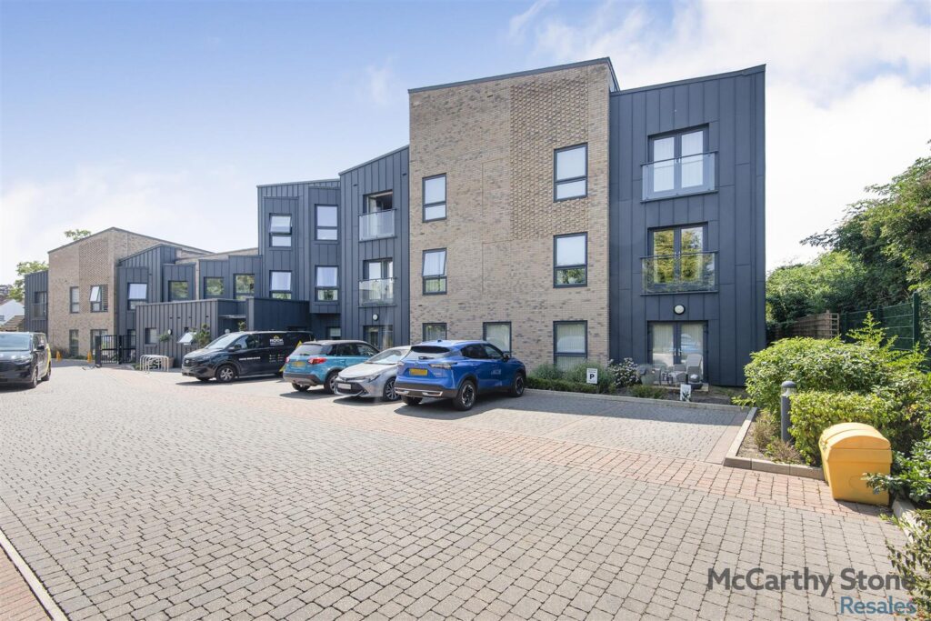 Norton Place, Icknield Way, Baldock SG7 5AN