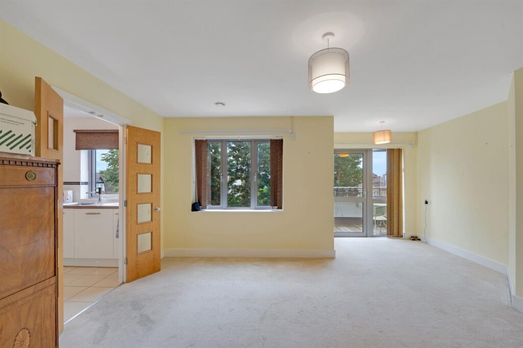 Kingston Road, Raynes Park, London, SW20 8DA