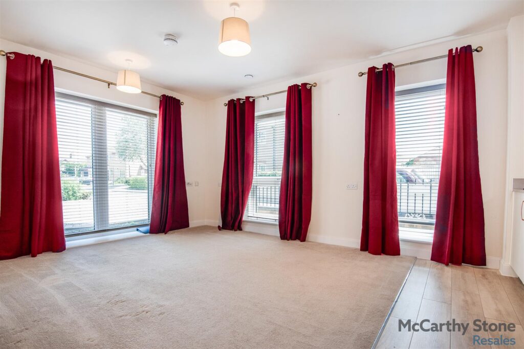 Norton Place, Icknield Way, Baldock SG7 5AN