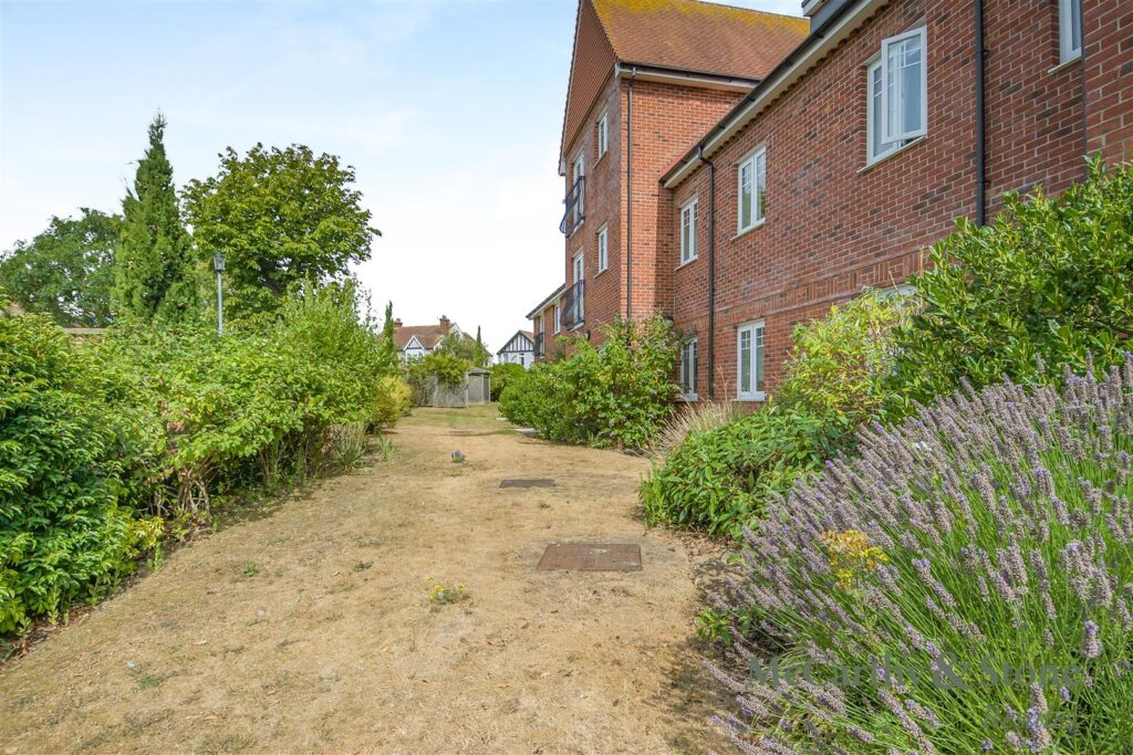 Victoria Gardens. Reglan Road, Frinton-On-Sea, Essex, CO13 9FA