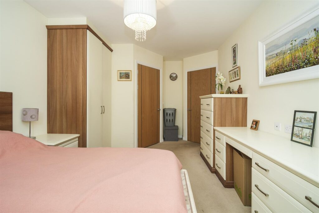 Broadfield Court, Park View Road, Prestwich, Manchester