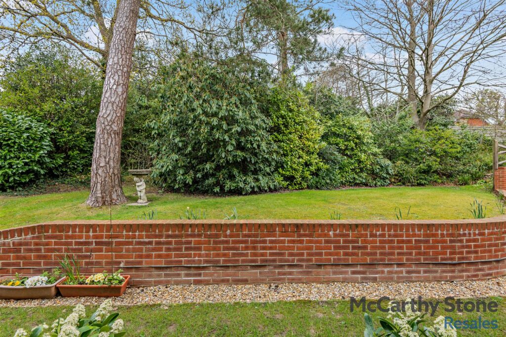 Ridgeway Court, Mutton Hall Hill, Heathfield, East Sussex, TN21 8NB