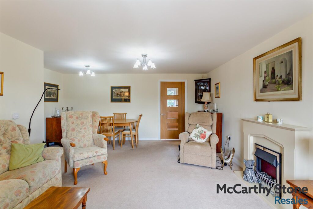 Smithson Court, Top Lane, Copmanthorpe, York, YO23 3AA