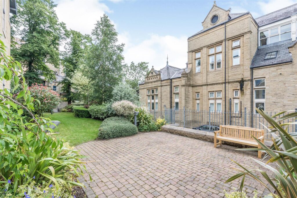 Trinity Court, Oxford Road, Halifax