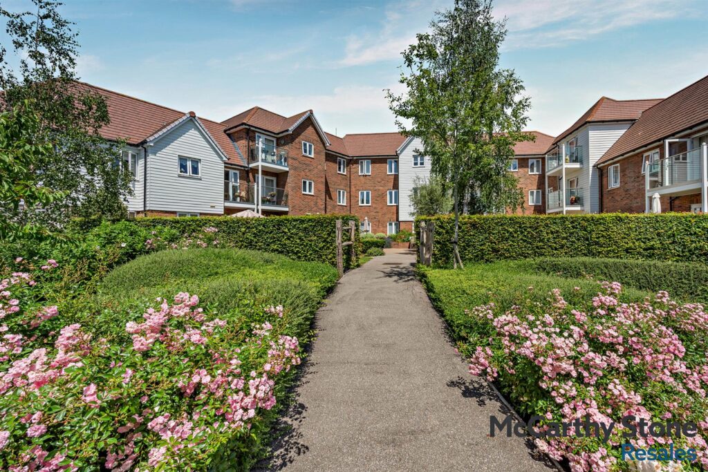 Oak Tree Court, Smallhythe Road, Tenterden, Kent, TN30 7EQ
