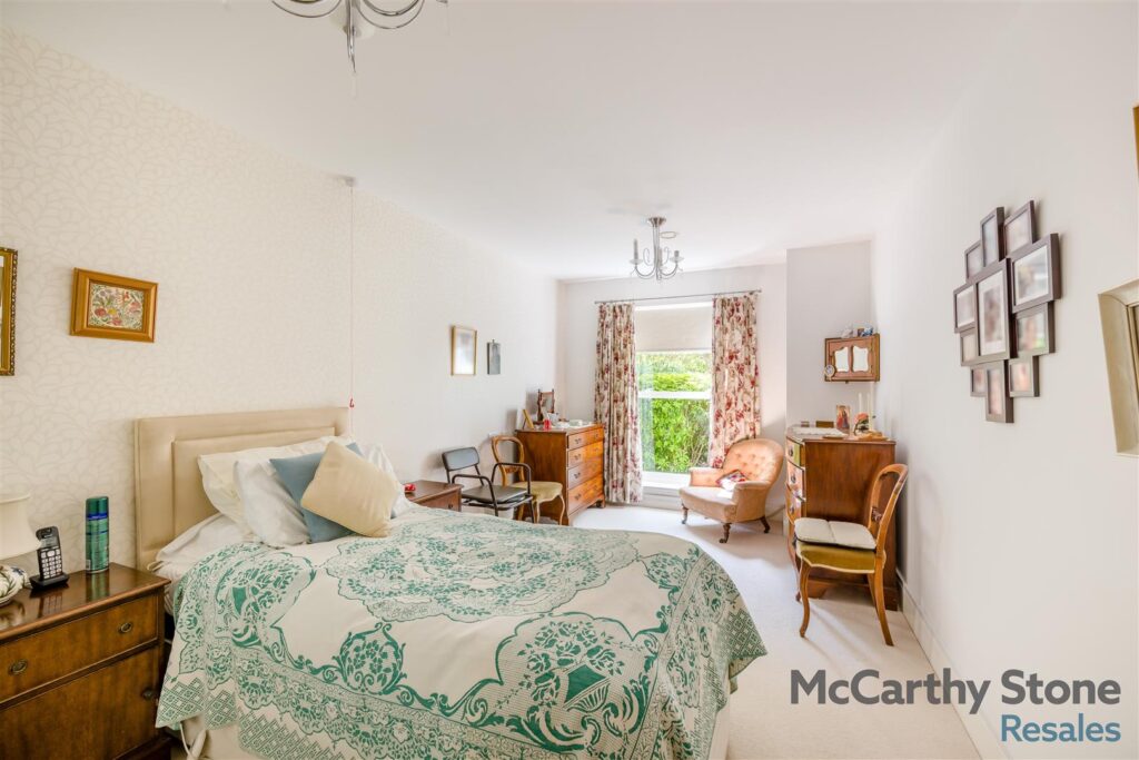 Peel Court, College Way, Welwyn Garden City, Hertfordshire, AL8 6DG