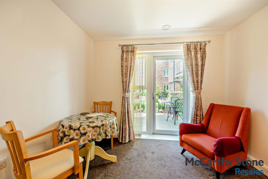 Oak Tree Court, Smallhythe Road, Tenterden, Kent, TN30 7EQ