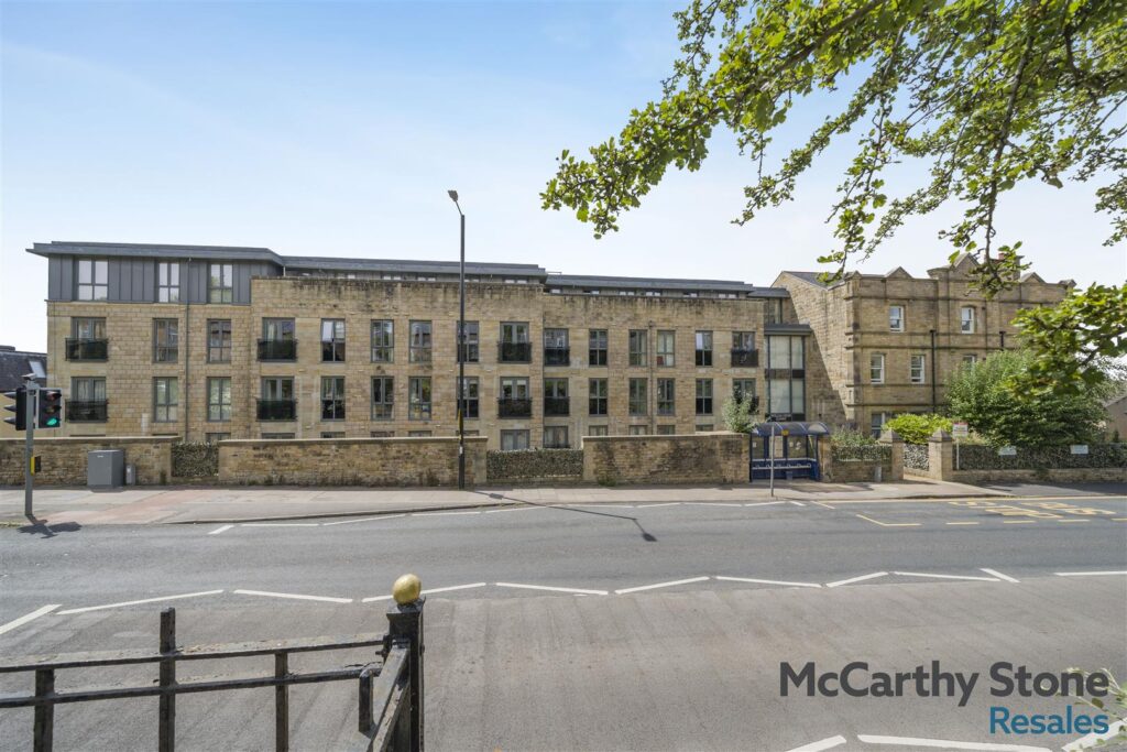 142 Greaves Road, Lancaster
