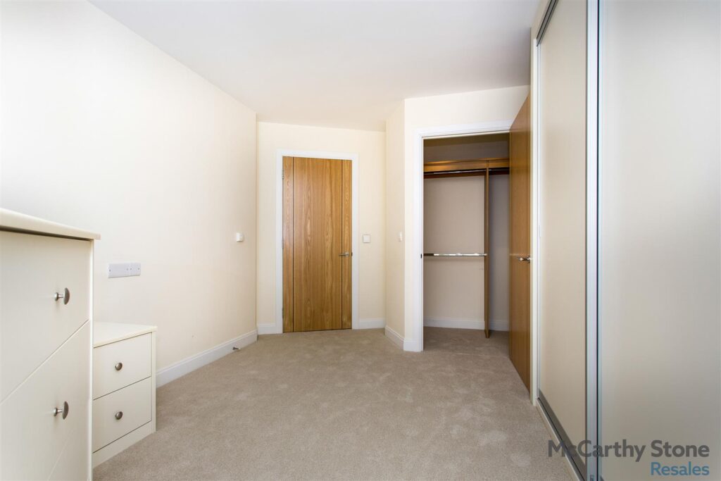 Roslyn Court, Lisle Lane, Ely, Cambridgeshire, CB7 4FA