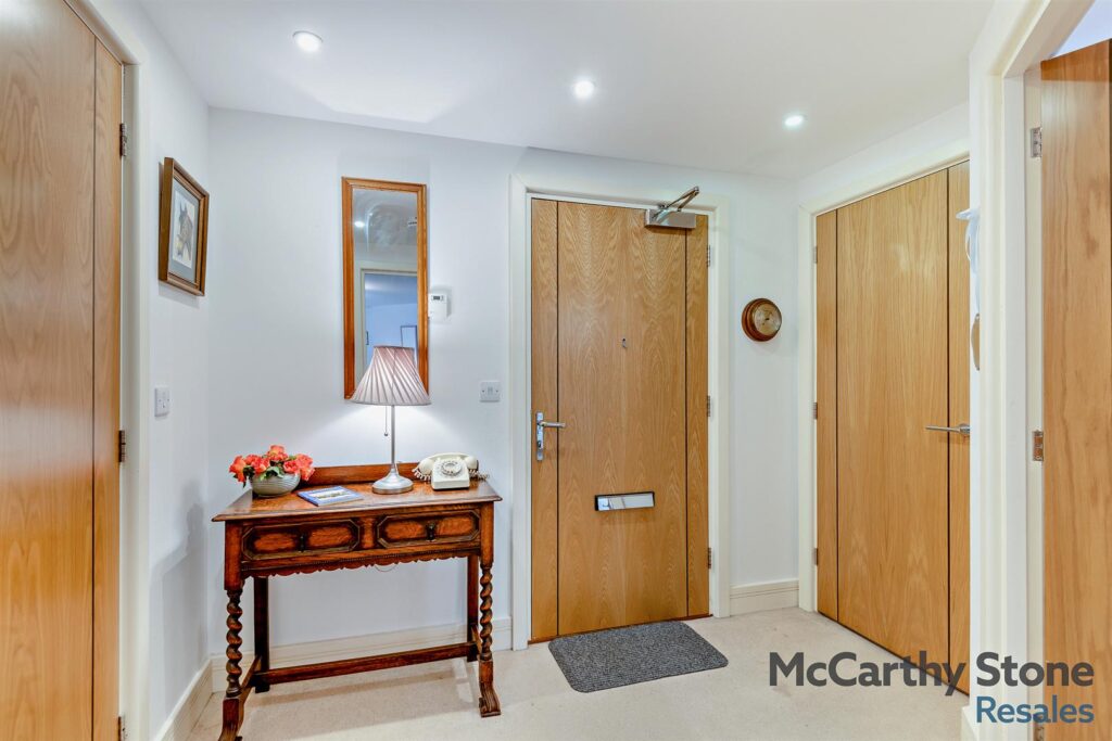 Ridgeway Court, Mutton Hall Hill, Heathfield, East Sussex, TN21 8NB
