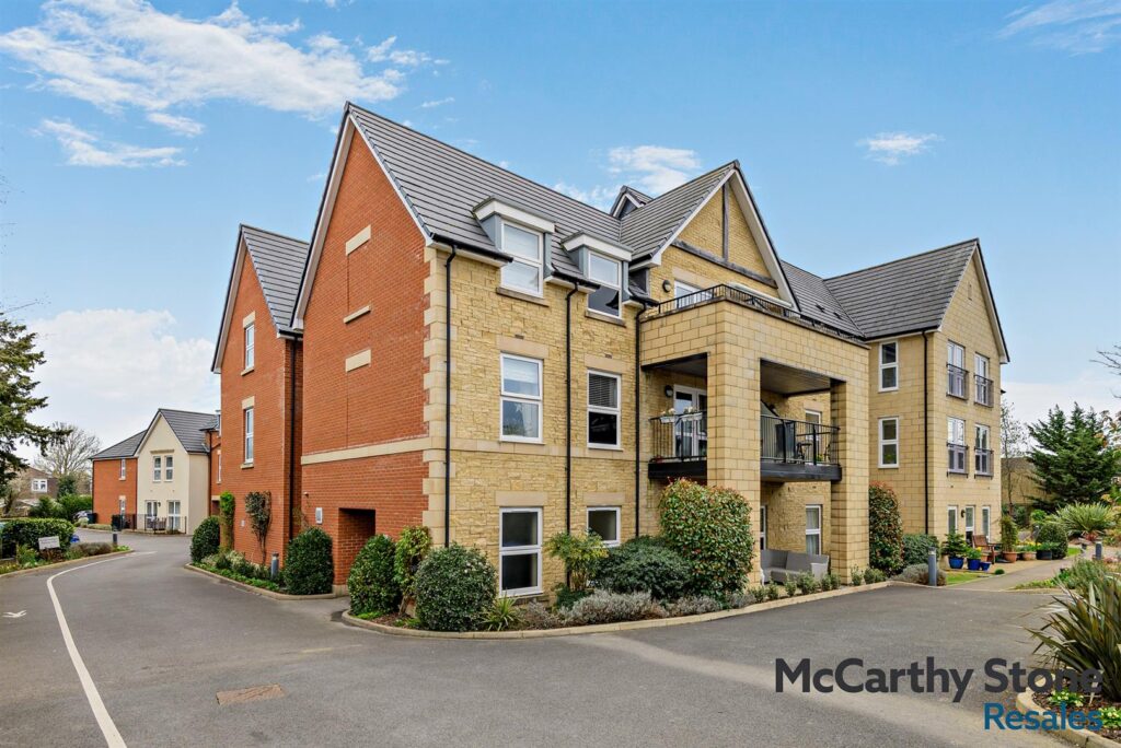 Meadowsweet Place, Spa Road, Melksham, SN12 7GW