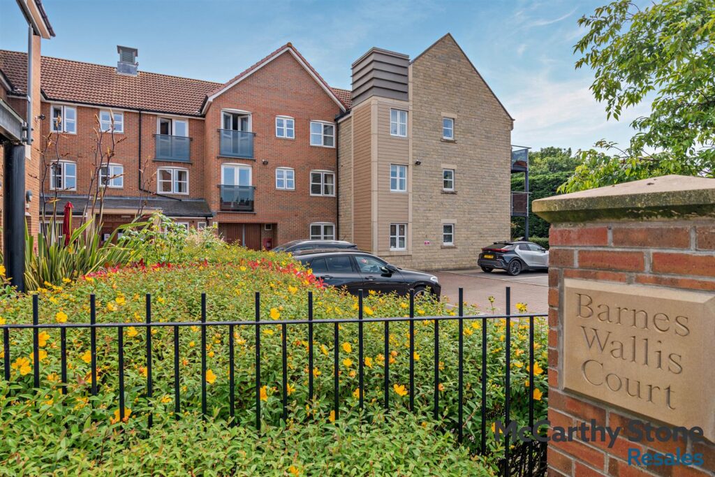 1 Barnes Wallis Court, Charles Briggs Ave, Howden
