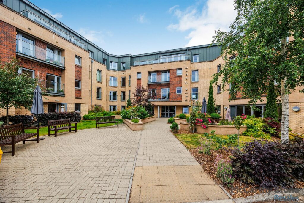 Lyle Court, 25 Barnton Grove, Edinburgh