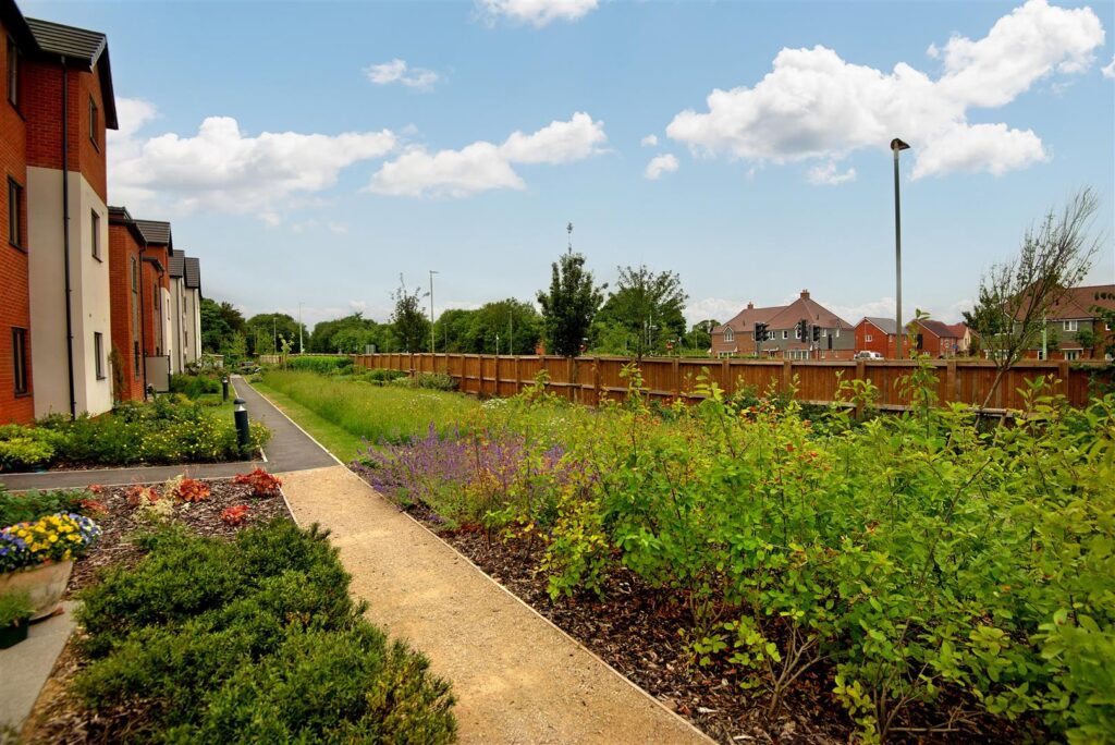 Island View, Basingstoke, RG23 7GU