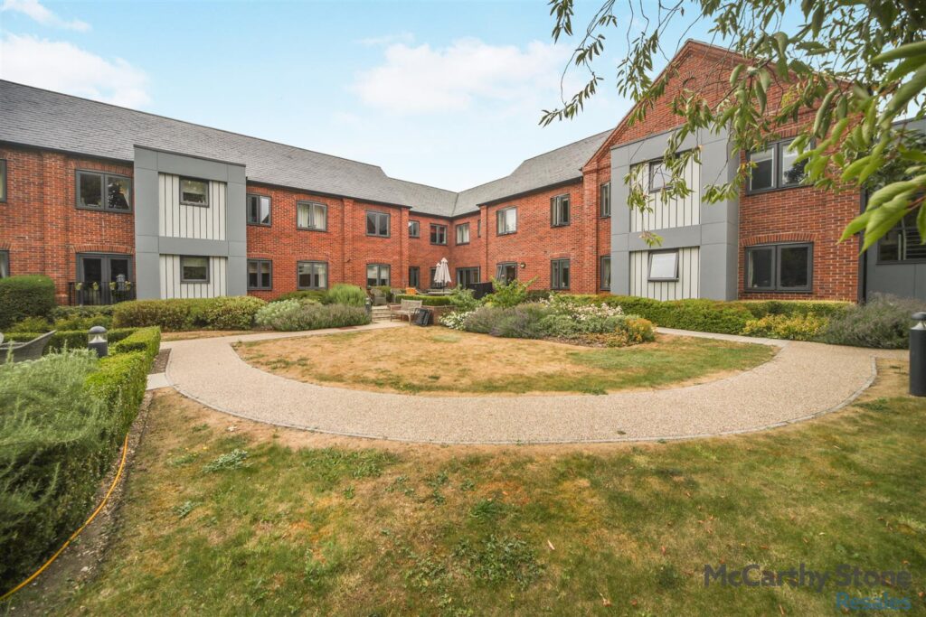 Tyefield Place, Pound Lane, Hadleigh, Ipswich, Suffolk, IP7 5FE