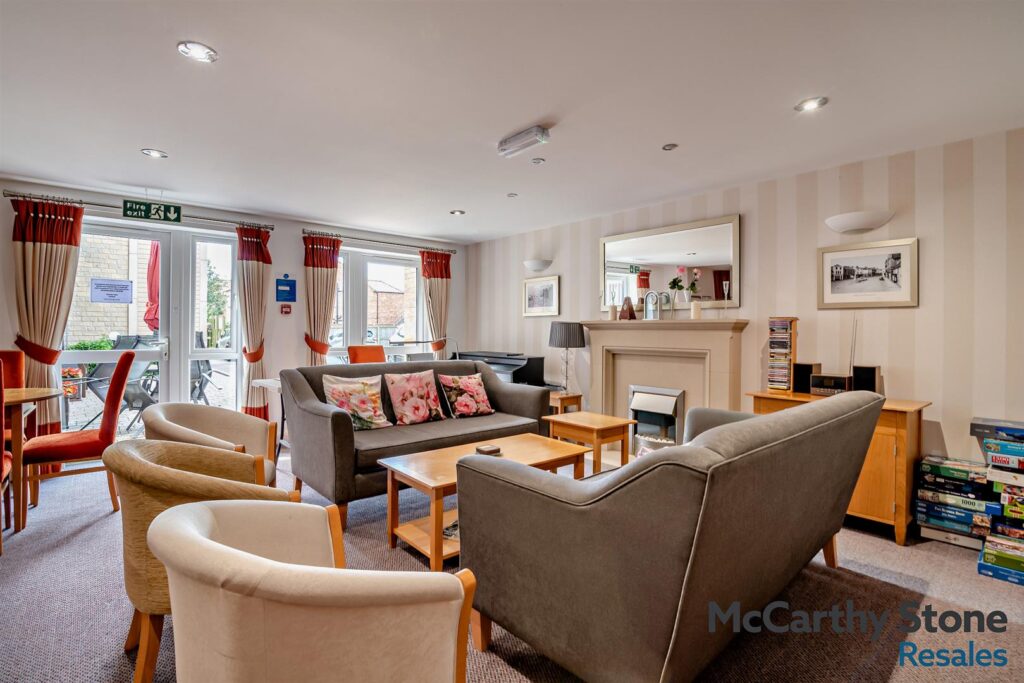 1 Barnes Wallis Court, Charles Briggs Ave, Howden